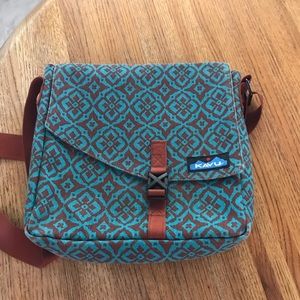 Gently Used KAVU crossbody bag.